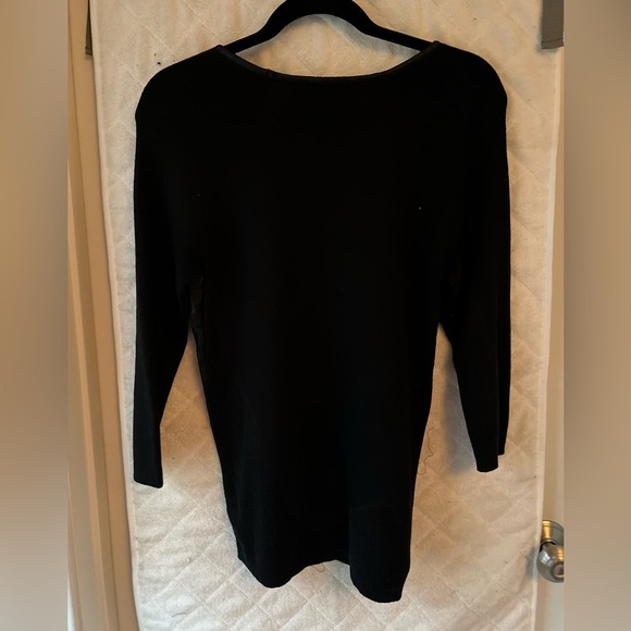 LIKE NEW The Limited Mixed Media Sweater - Picture 5 of 5